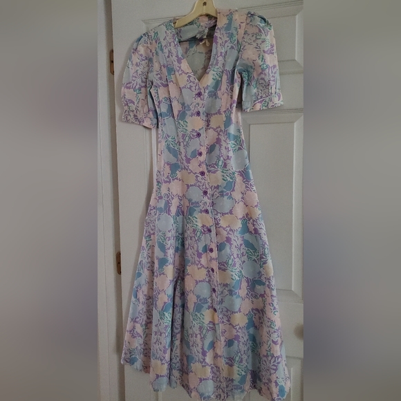 Vintage Laura Ashley Floral Spring dress US size 6 - Picture 10 of 10